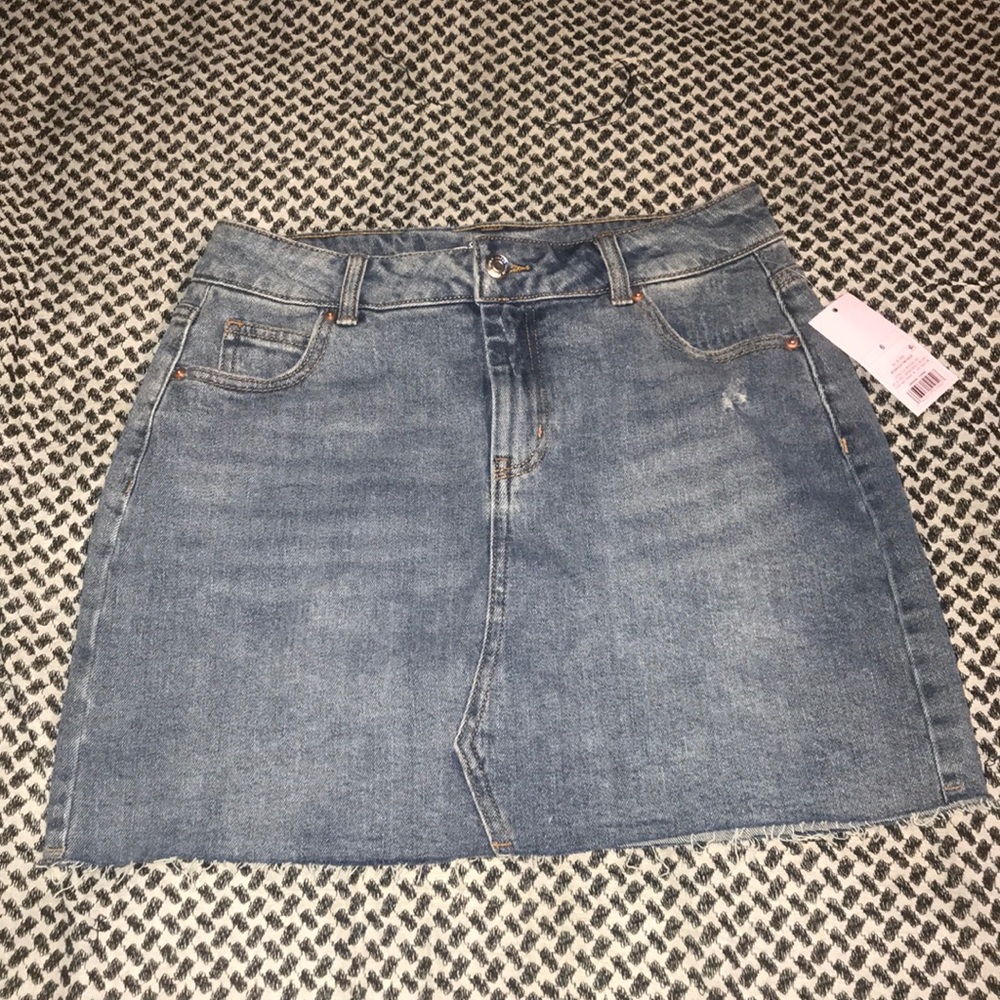 Cute denim high waisted skirt